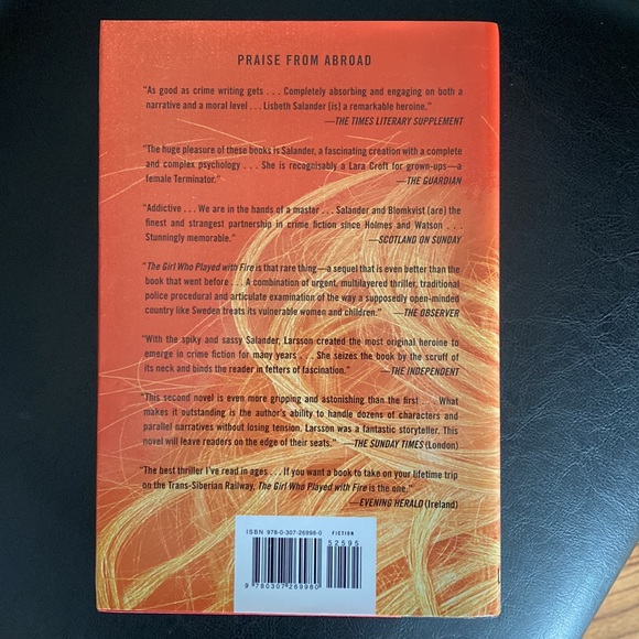 Thriller Hard cover book EUC non smoking home - Picture 4 of 4